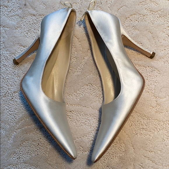 Vera Wang silk heels - Picture 5 of 9